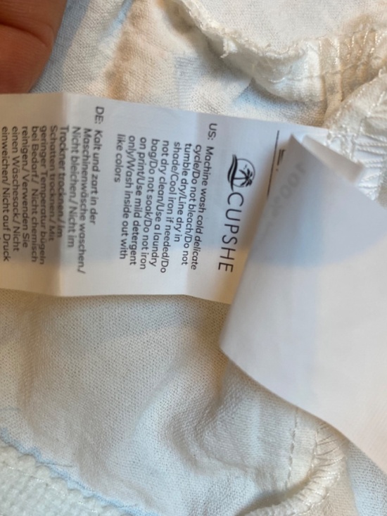 Cupshe White Swimsuit Coverup - Picture 9 of 9